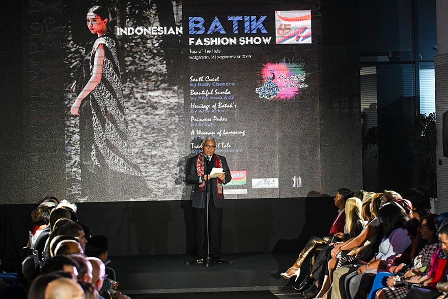 Embassy-of-Indonesia-Host-Batik-Fashion-Show-2019-11