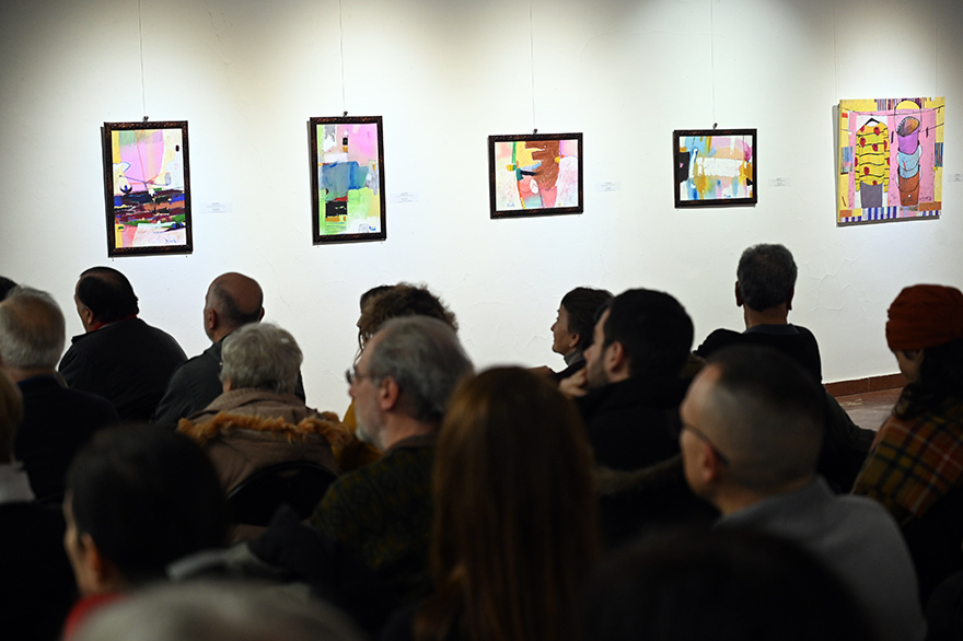 Exhibition-of-Algerian-modern-painting-and-promotion-of-the-book-“Algerian-Chronicles”-7