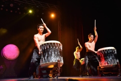Korean Drummer-Acrobat Performance