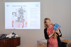 Unboxing-The-Finnish-Baby-Box-Finland-embassy-18