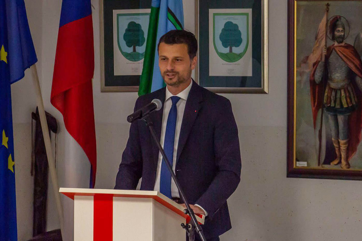 Slovenian Social Democrat MP Resigns Over Abuse Allegations