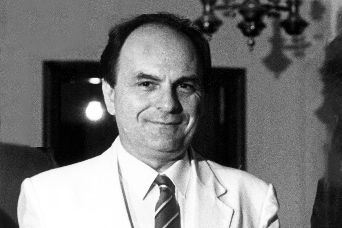 Reliable and Discreet yet Visible