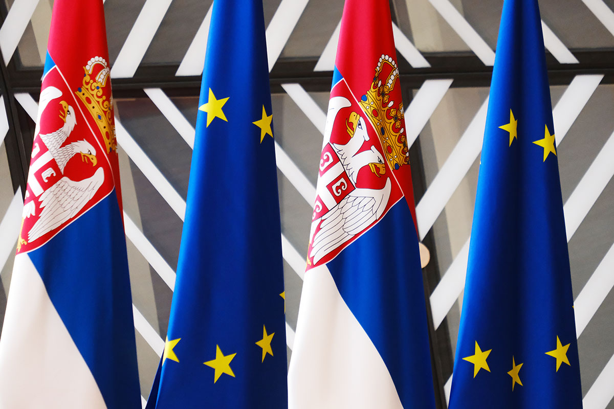Statement of the European Movement in Serbia – Serbia is Backsliding